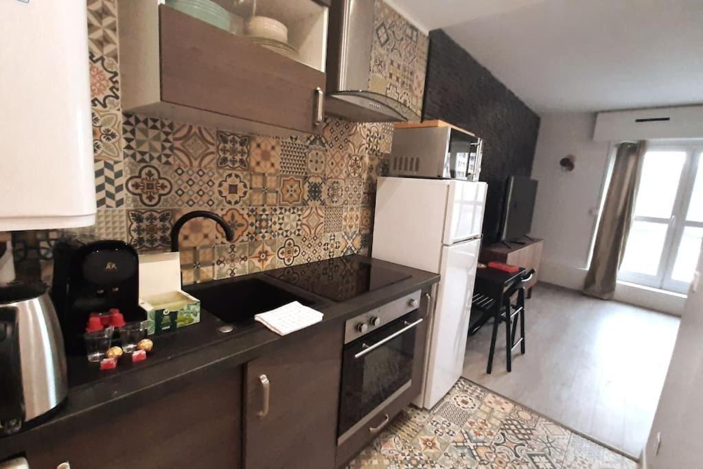 Sweet Apartment Paris Gambetta Exterior photo